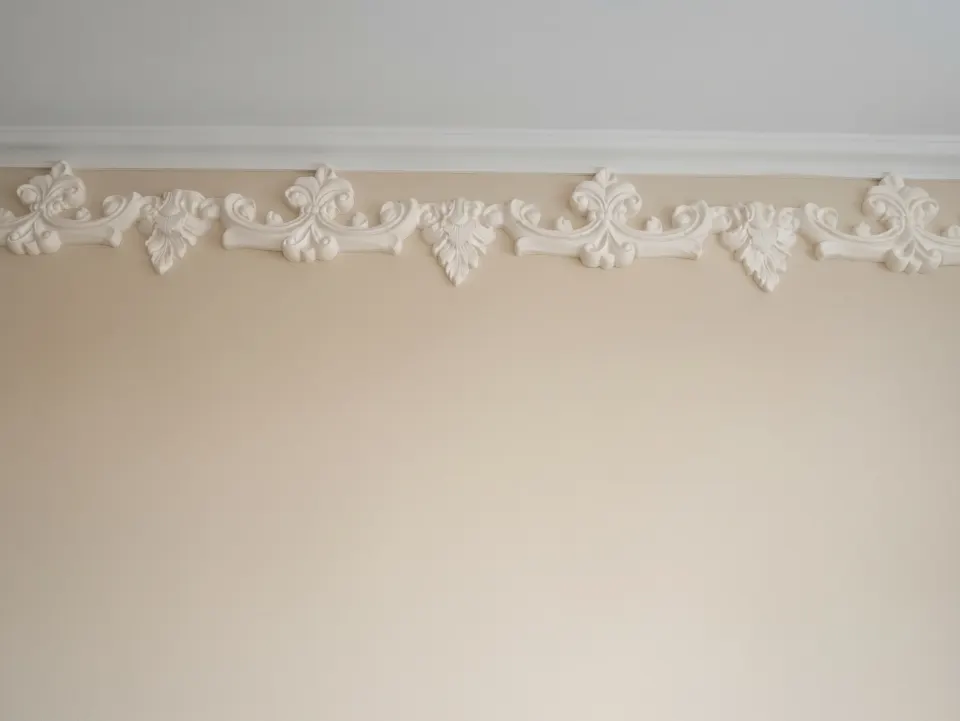 Casa com gesso decorativo