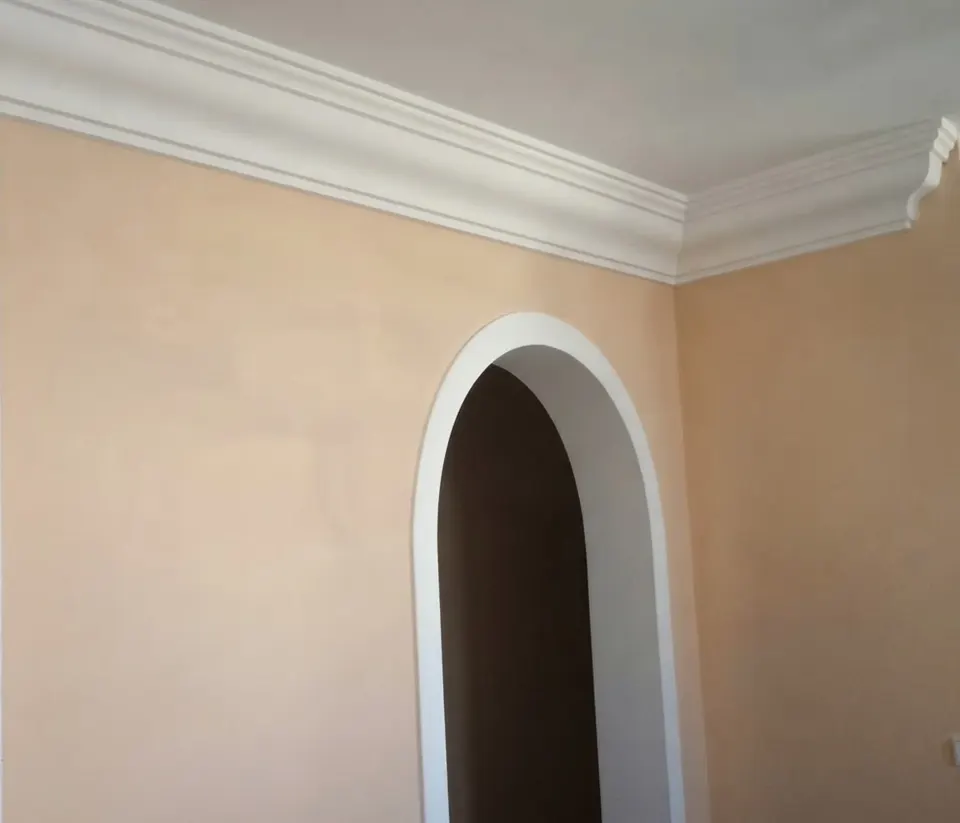 Casa com gesso decorativo
